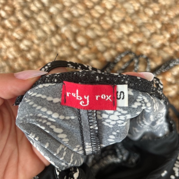 Vintage Ruby Rox Maxi Dress - Picture 8 of 8